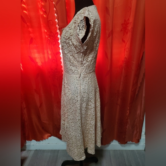 Vintage 50s Ivory Lace Midi Dress M/L - Picture 6 of 9